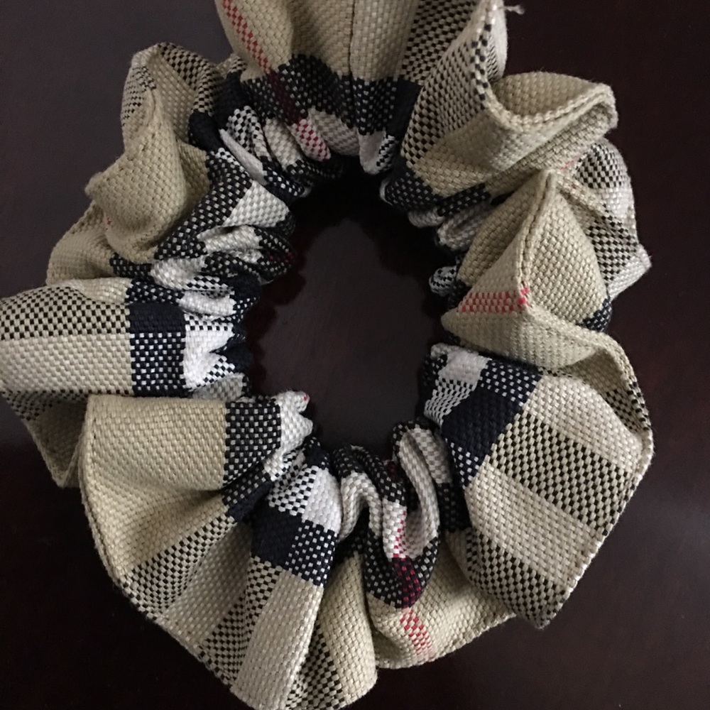 Burberry Schruncy